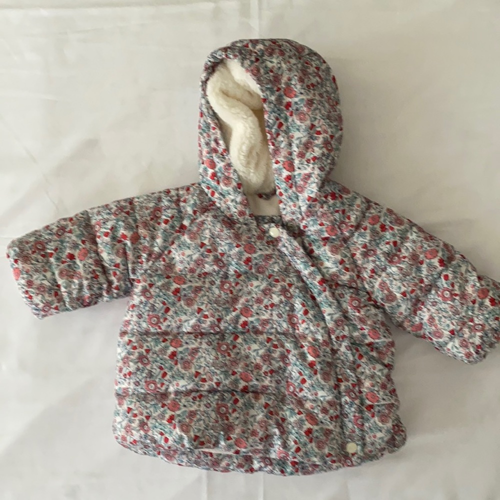 Gap kimono Floral Puffer (Sz 0-6 months)